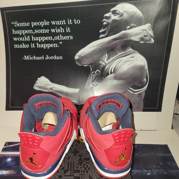 - Jordan retro 4 SE - Picture 3 of 11